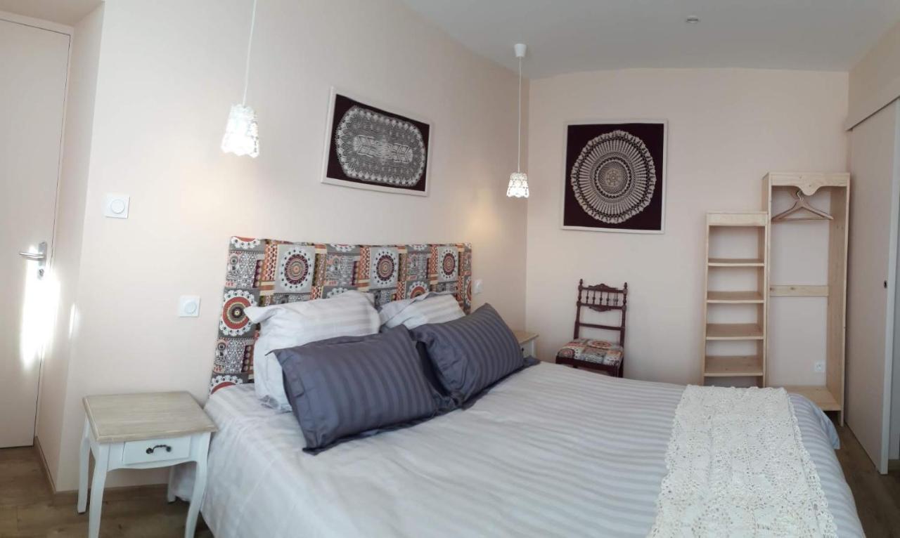 Saint-Rémy-de-Chargnat La Cheneviere Bed & Breakfast エクステリア 写真