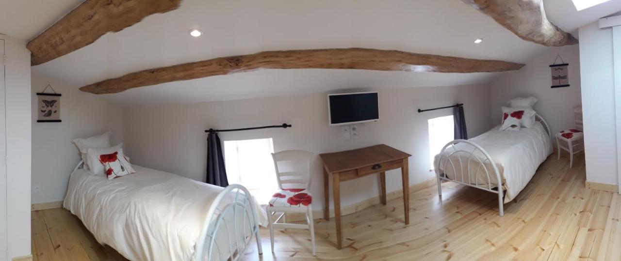 Saint-Rémy-de-Chargnat La Cheneviere Bed & Breakfast エクステリア 写真
